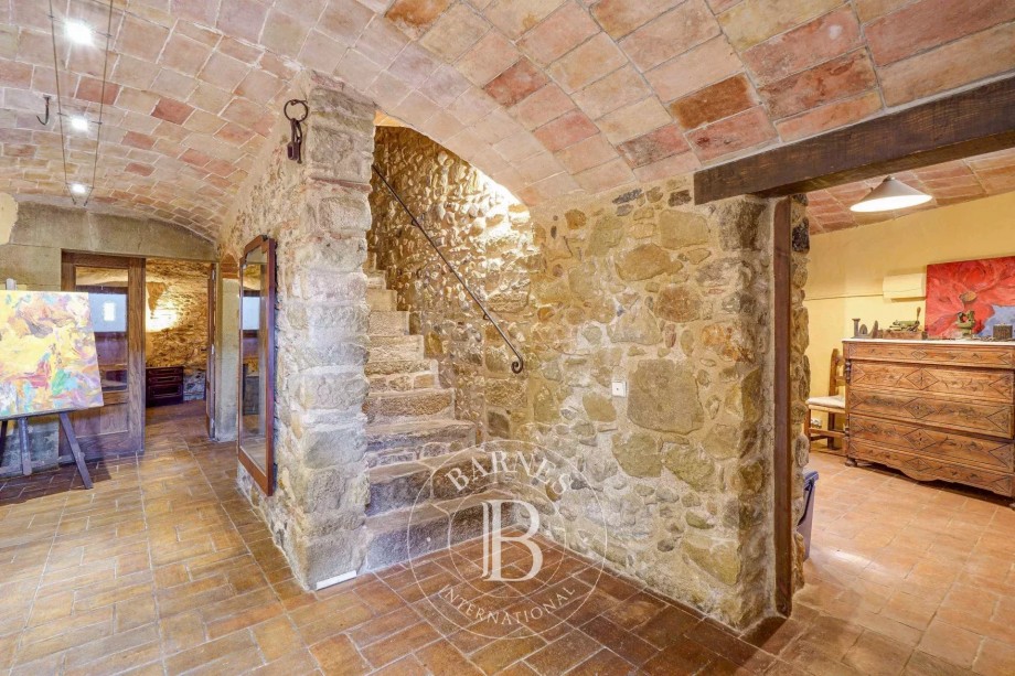 img-gallery