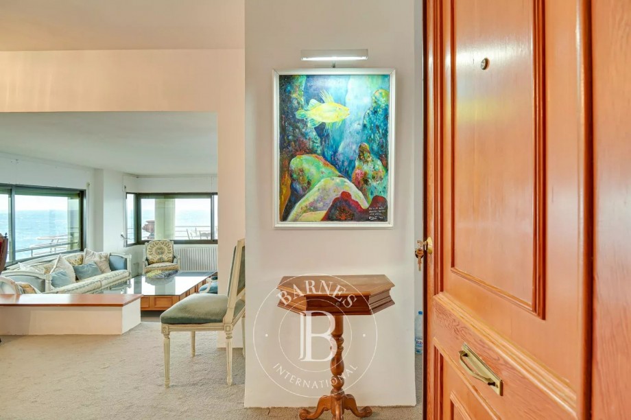 img-gallery