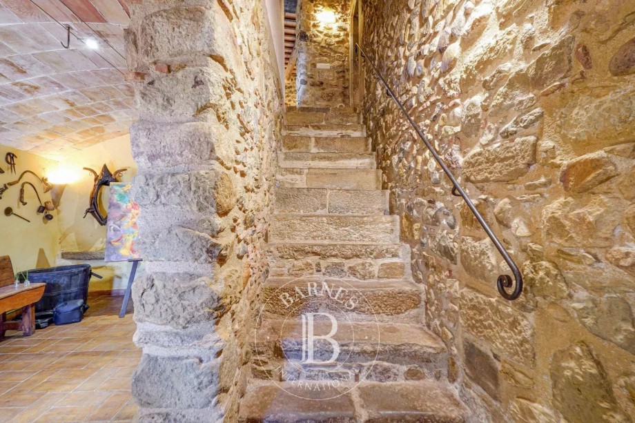img-gallery