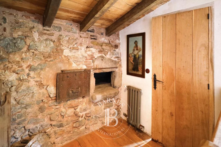 img-gallery