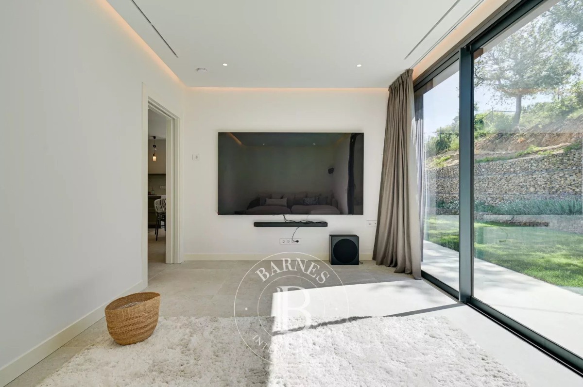 img-gallery