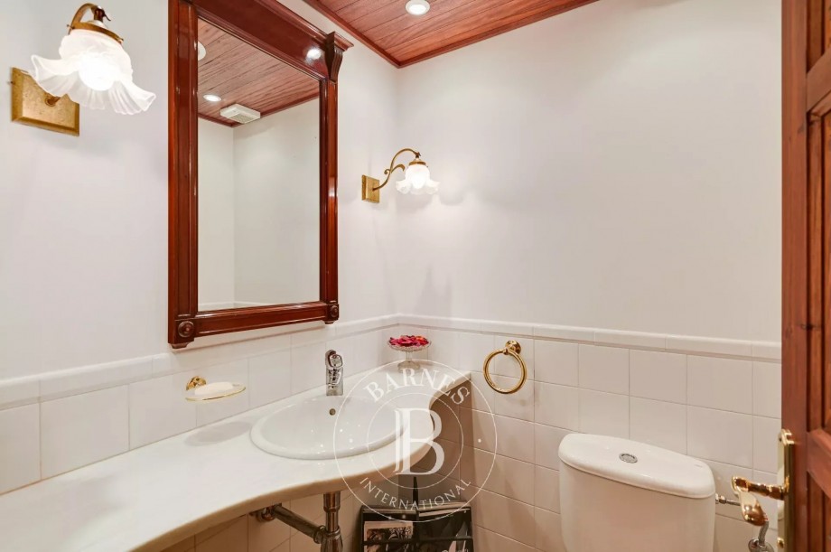 img-gallery