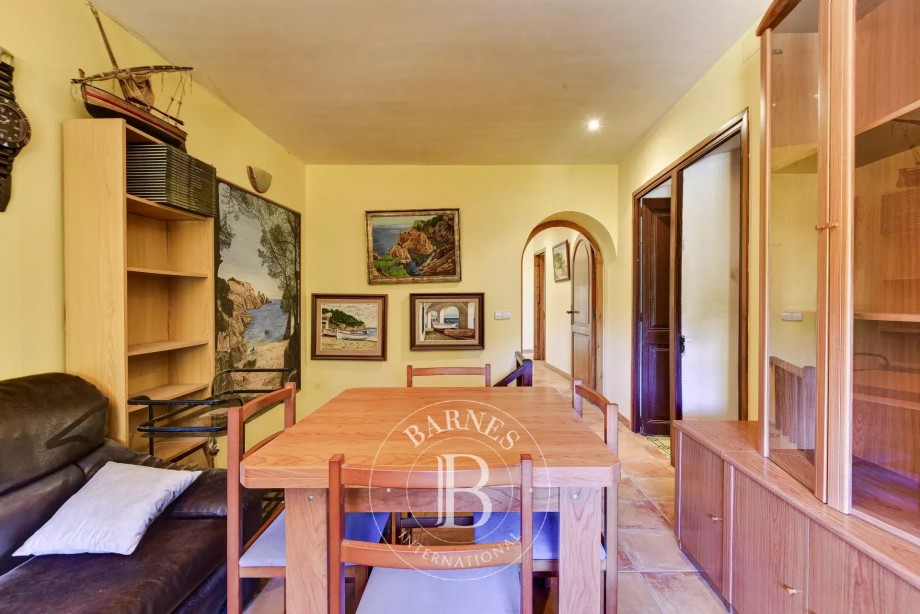 img-gallery