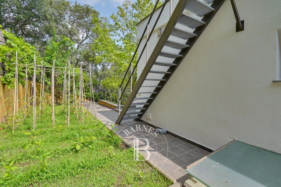 img-gallery