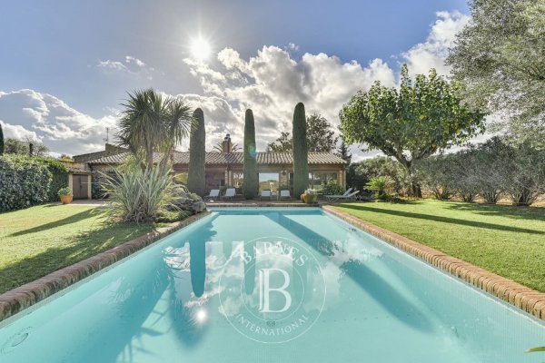 For Sale, Country House... - picture 1