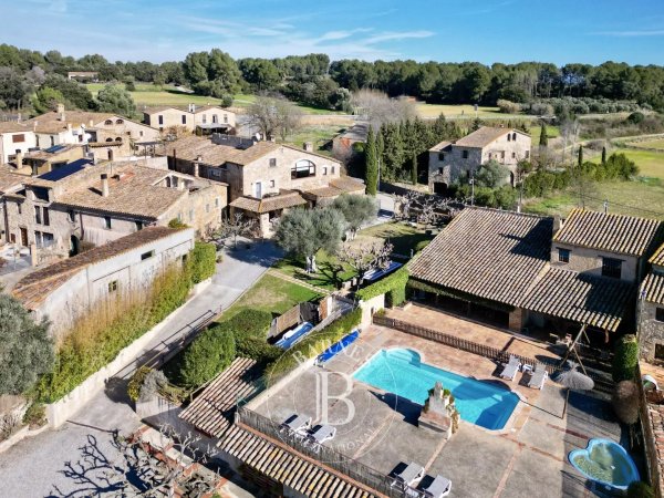 Venta, Masía Llampaies - picture 5