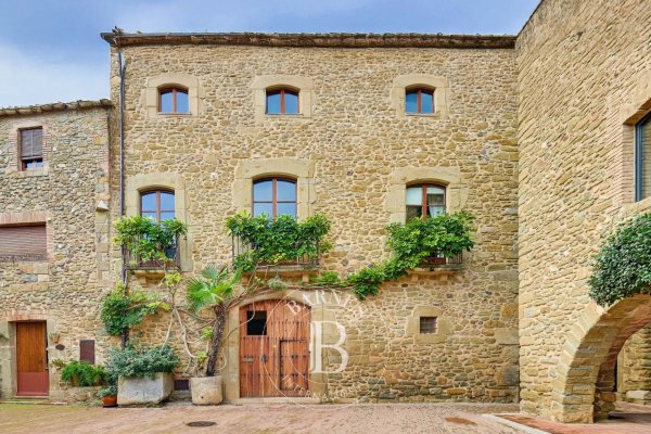 En venda, Casa Monells - picture 2