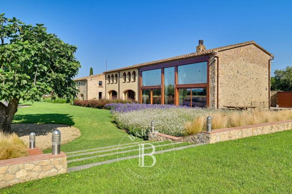 For Sale, Country House Pals - picture 4