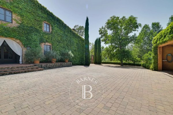 Farmhouse Ullastret - picture 4