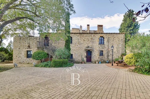 Venta, Masía Ullastret - picture 1