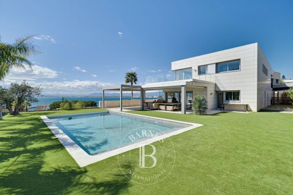 À vendre, Villa Roses - picture 1