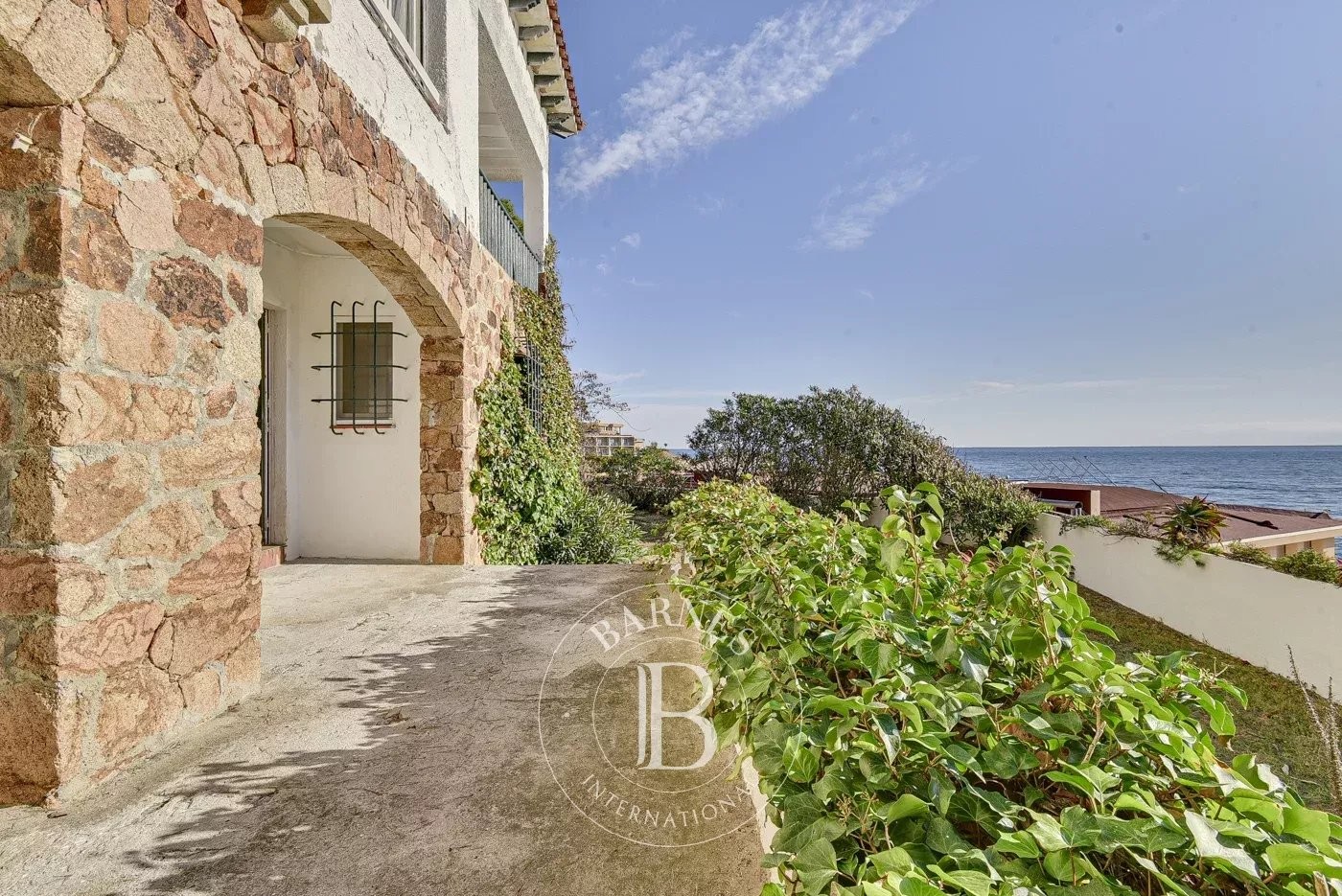 Maison méditerranéenne en bord de mer est à louer - picture 2