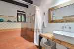 Exclusive masía seigneuriale du XVIe siècle avec licence touristique, maison annexe et deux piscines au cœur de l’Empordà, Costa Brava - picture 19 title=