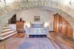 Exclusive masía seigneuriale du XVIe siècle avec licence touristique, maison annexe et deux piscines au cœur de l’Empordà, Costa Brava - picture 15 title=