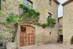 Stately village house of 1,820 m² with tourist license in the heart of Empordà, Costa Brava - picture 23 title=