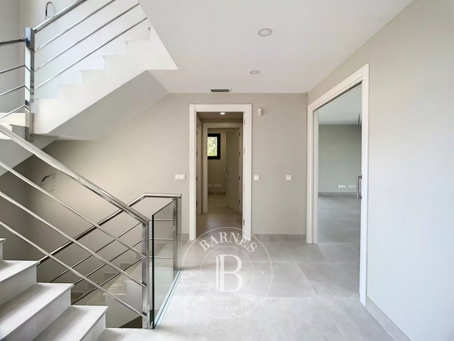 img-gallery