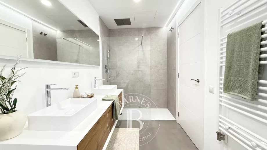 img-gallery