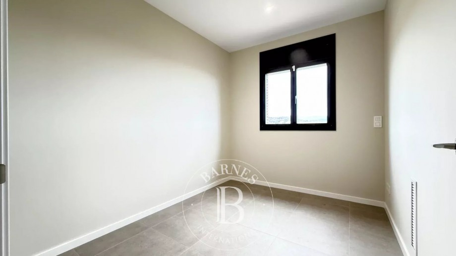 img-gallery