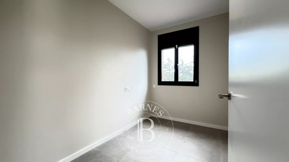 img-gallery