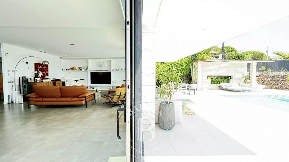 img-gallery