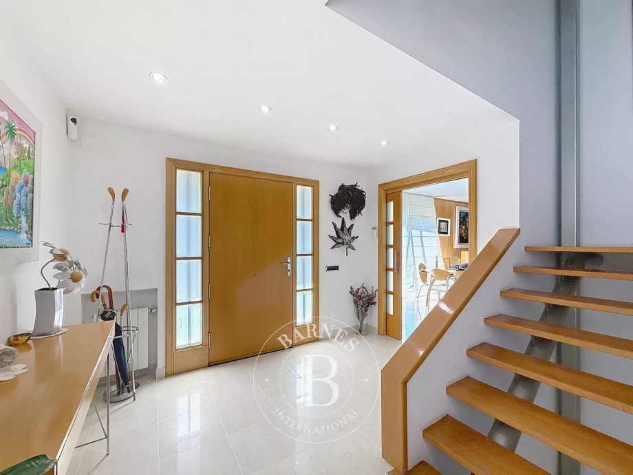 img-gallery