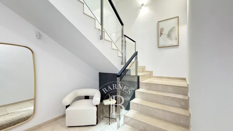 img-gallery