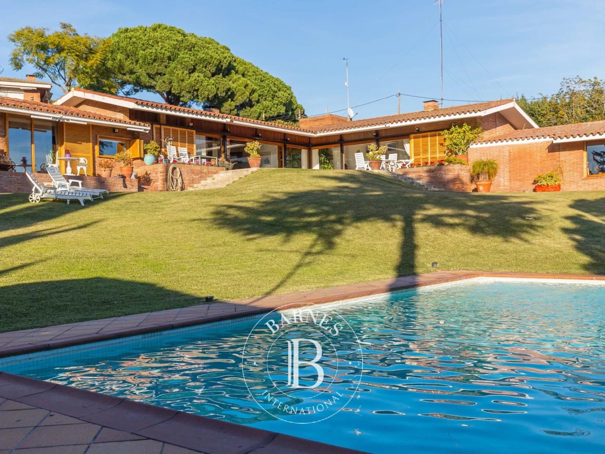 House with sea views for sale a few meters from... - picture 2