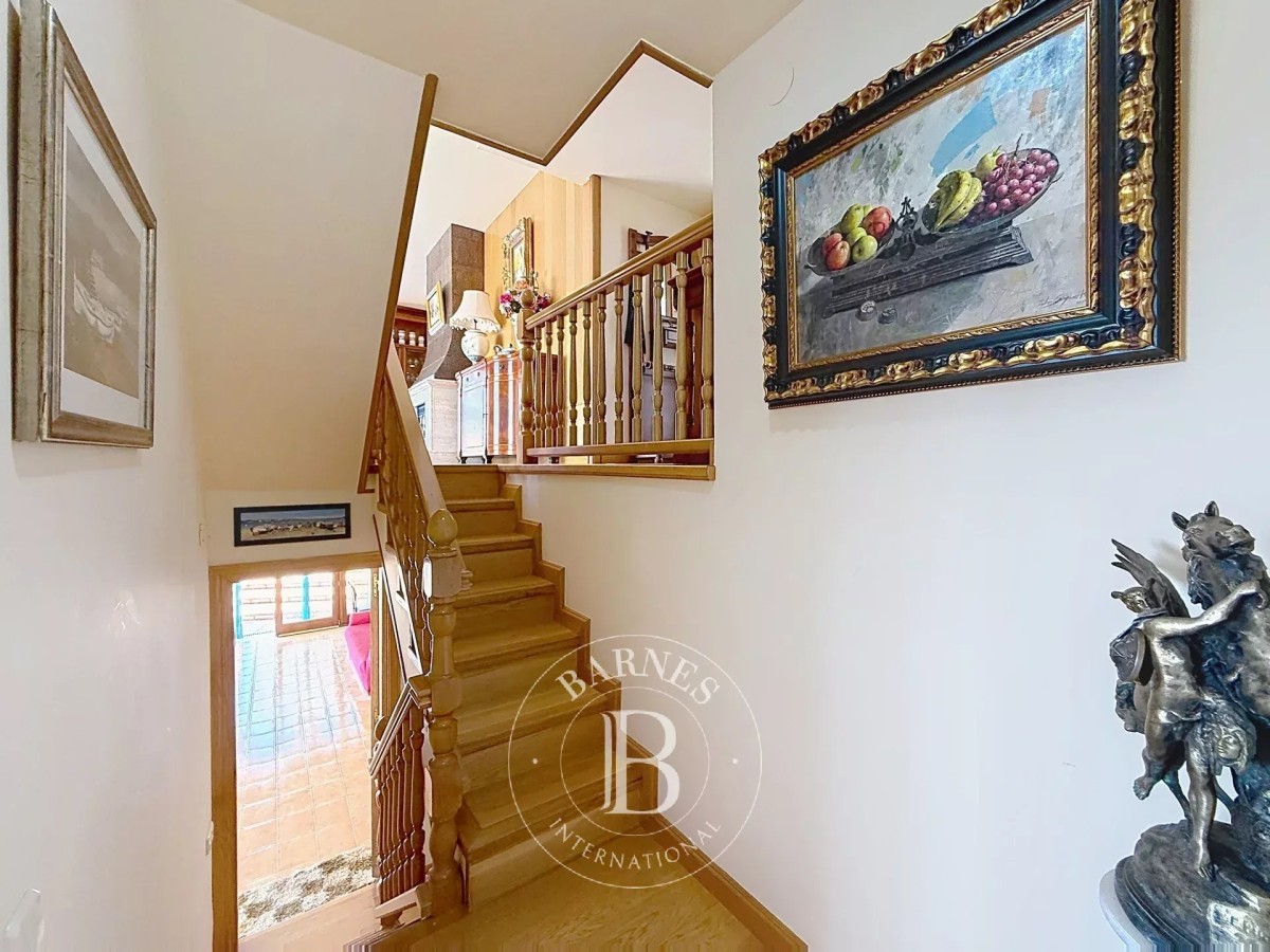 img-gallery