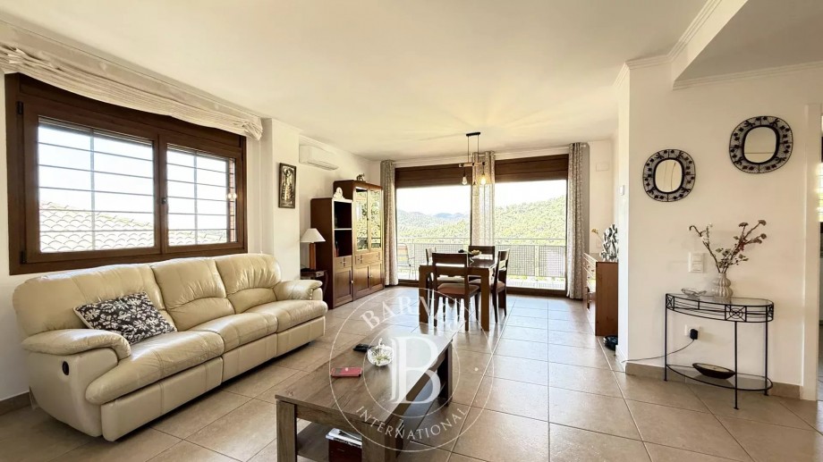 img-gallery