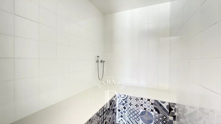 img-gallery