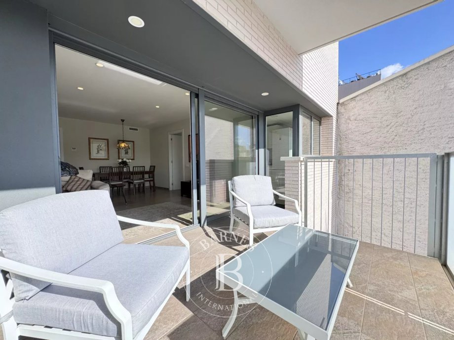 Excellent new build flat for sale with optional garage in Badalona, Barcelona