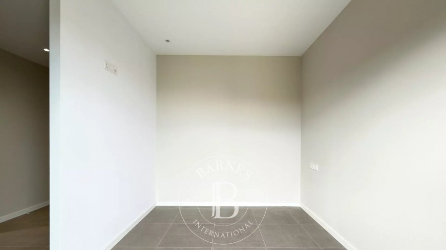 img-gallery