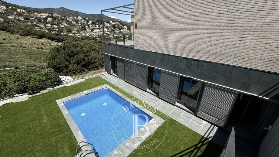 img-gallery