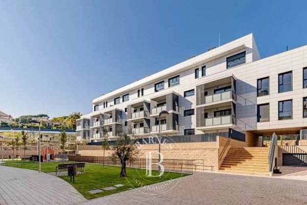 For Sale, Apartment Sant... - picture 4