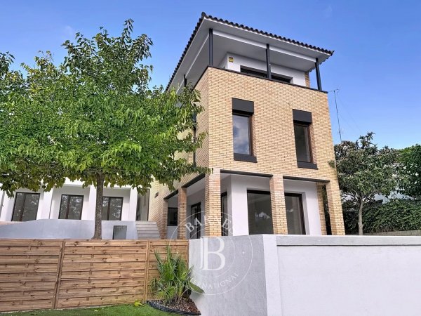 For Sale, House Arenys de Mar - picture 1