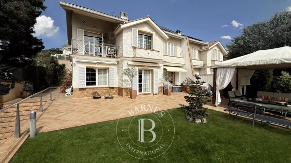 En venda, Casa Premia de Dalt - picture 1