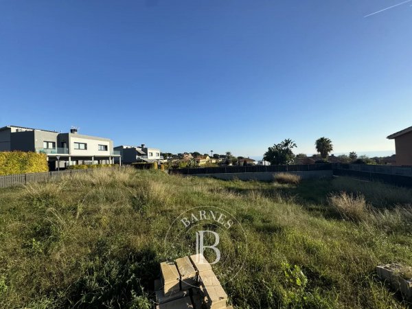 For Sale, Building land... - picture 4