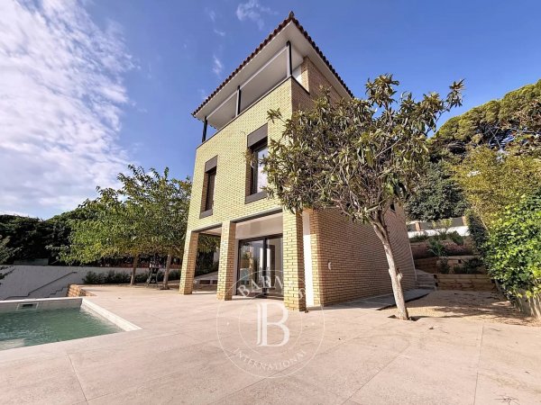 For Sale, House Arenys de Mar - picture 2