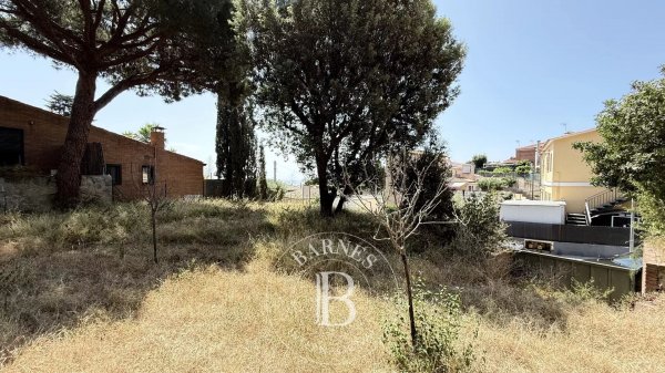 For Sale, Building land... - picture 1