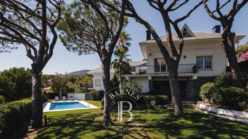 Venta, Casa Cabrera de Mar - picture 1