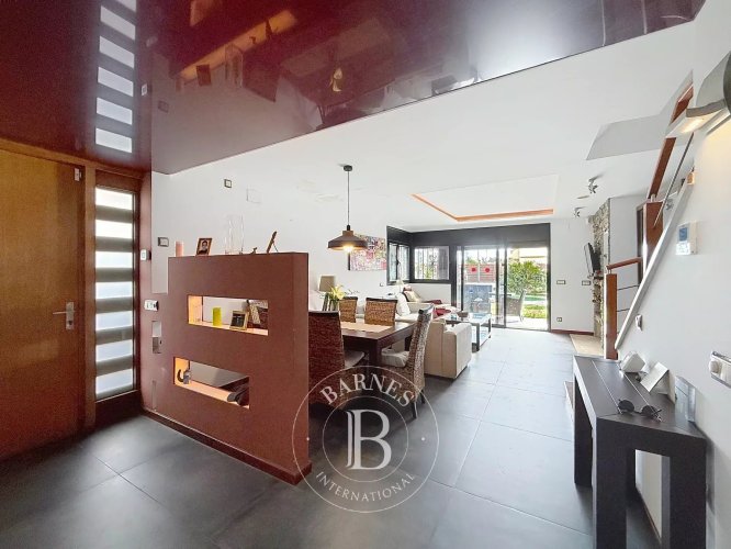 Venta, Casa Santa Susanna - picture 5