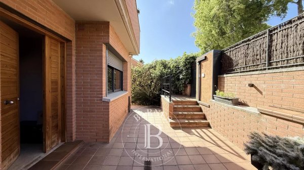 Sold, Townhouse Sant Andreu... - picture 3