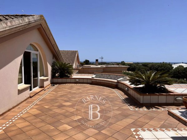 Venta, Casa Santa Susanna - picture 2