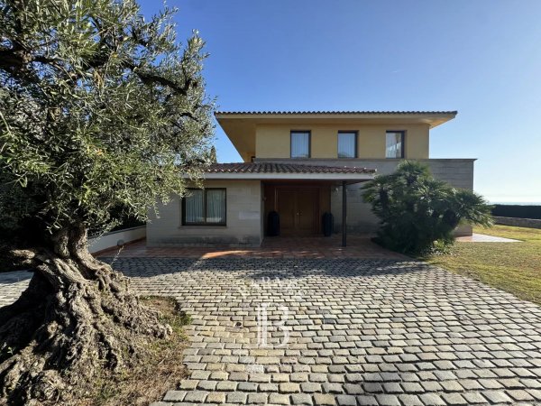 For Sale, House Alella - picture 2