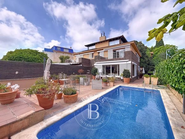 For Sale, House Tiana - picture 1