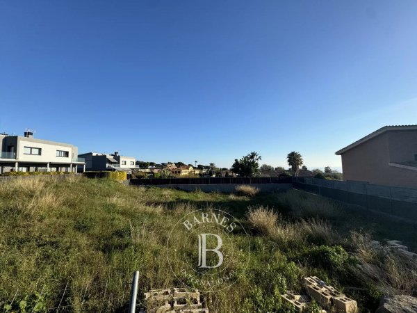 For Sale, Building land... - picture 2