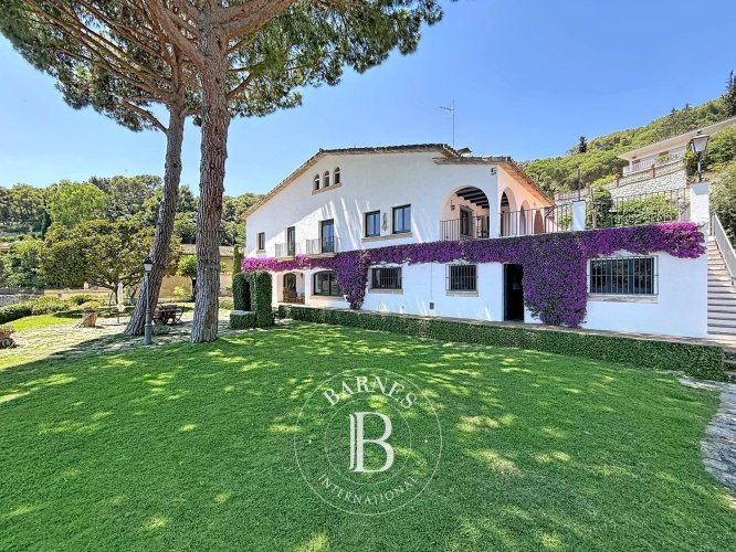 Casa Barcelona - Premia de... - picture 1