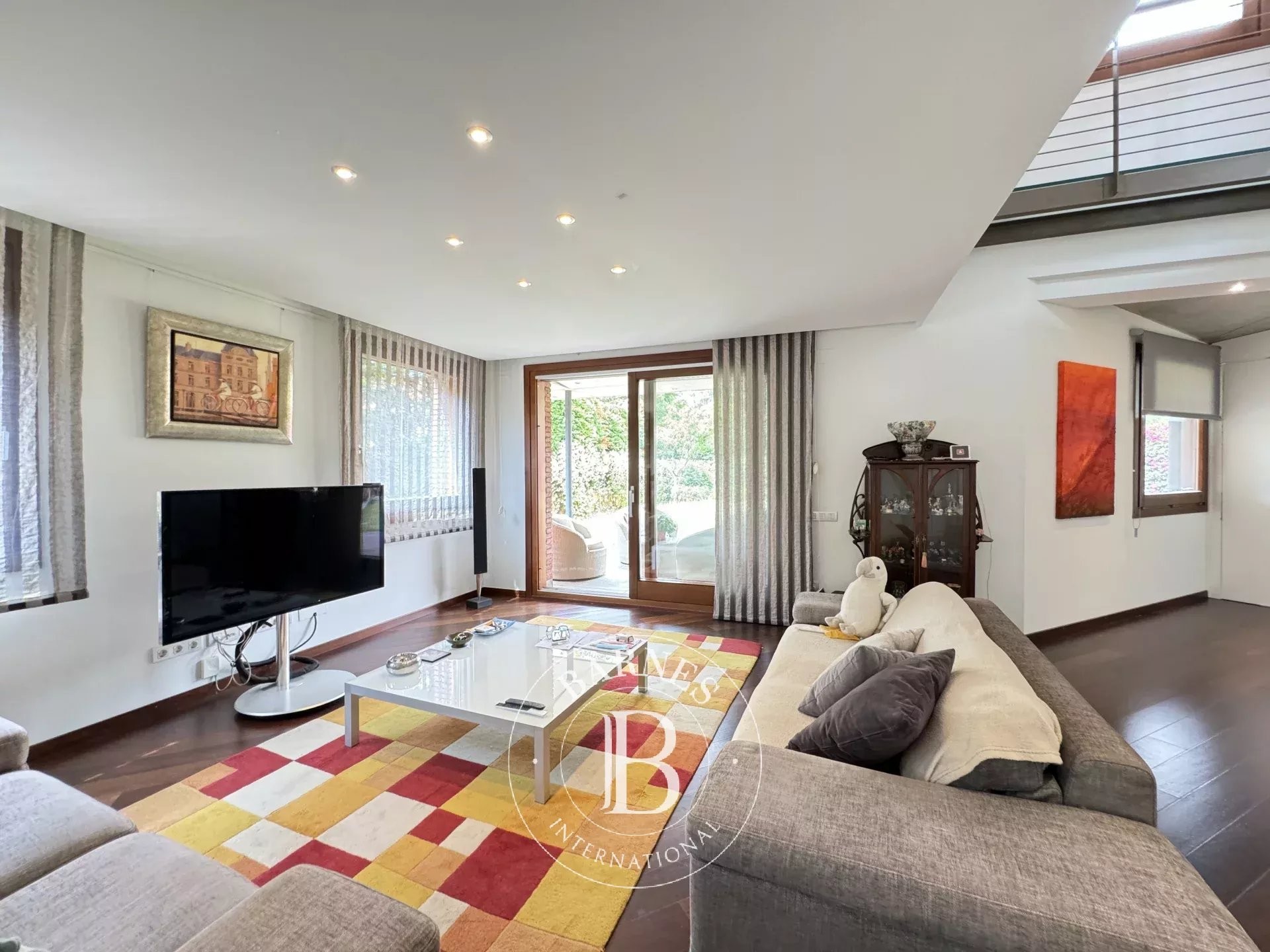Beautiful designer detached house in Cabrera de Mar, 20 minutes from Barcelona. - picture 2