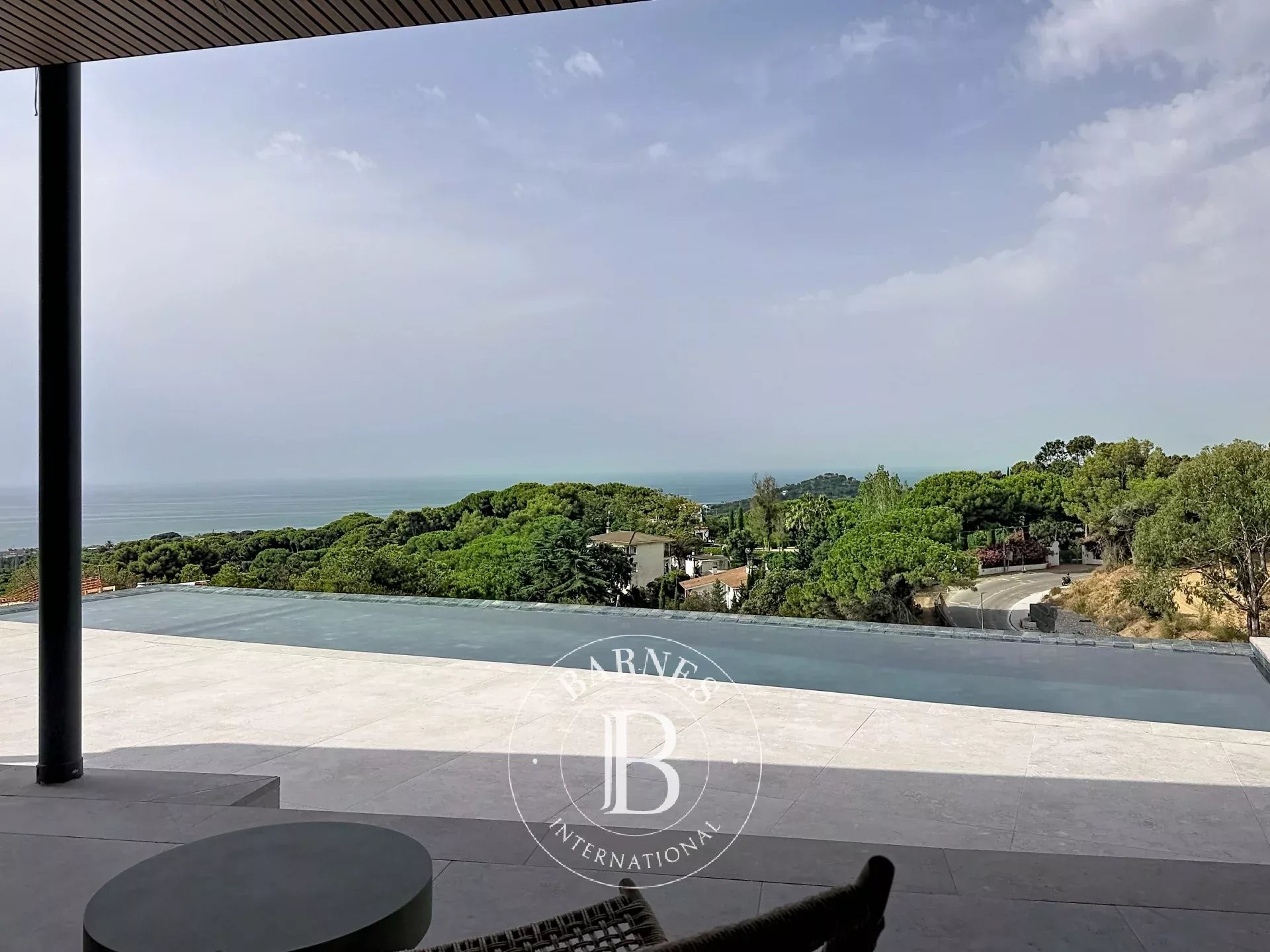 Villa en la venta en Sant Andreu de Llavaneres (Barcelona). - picture 3